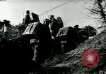 Immagine di Marmite può razioni alimentari nella guerra di Corea Corea, 1951, secondo 39 filmato di repertorio 65675020780