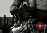 Immagine di American tram Vienna Austria, 1949, secondo 30 filmato di repertorio 65675020788