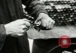 Standbild Frau Dynamite Berlin Deutschland, 1949, aus Sekunde 11 historischem Filmmaterial Videoclip 65675020789