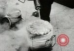 Standbild Frau Dynamite Berlin Deutschland, 1949, aus Sekunde 22 historischem Filmmaterial Videoclip 65675020789
