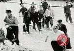 Standbild Frau Dynamite Berlin Deutschland, 1949, aus Sekunde 25 historischem Filmmaterial Videoclip 65675020789