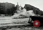 Standbild Frau Dynamite Berlin Deutschland, 1949, aus Sekunde 61 historischem Filmmaterial Videoclip 65675020789