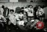 Image des femmes jouant All American Girls Baseball jeu Kenosha Wisconsin USA, 1949, de la seconde 7 séquences d'archives historiques vidéo 65675020790