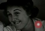 Image des femmes jouant All American Girls Baseball jeu Kenosha Wisconsin USA, 1949, de la seconde 37 séquences d'archives historiques vidéo 65675020790