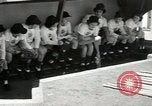 Image des femmes jouant All American Girls Baseball jeu Kenosha Wisconsin USA, 1949, de la seconde 47 séquences d'archives historiques vidéo 65675020790