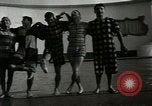 Image Aquazanies Flushing Long Island New York USA, 1949, de la seconde 26 séquences d'archives historiques vidéo 65675020791