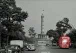 Standbild Siegessaule Berlin Deutschland, 1955, aus Sekunde 7 historischem Filmmaterial Videoclip 65675020797