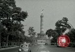 Standbild Siegessaule Berlin Deutschland, 1955, aus Sekunde 8 historischem Filmmaterial Videoclip 65675020797