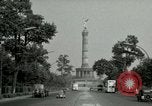 Standbild Siegessaule Berlin Deutschland, 1955, aus Sekunde 12 historischem Filmmaterial Videoclip 65675020797