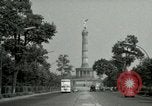 Standbild Siegessaule Berlin Deutschland, 1955, aus Sekunde 22 historischem Filmmaterial Videoclip 65675020797