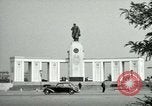 Standbild Siegessaule Berlin Deutschland, 1955, aus Sekunde 35 historischem Filmmaterial Videoclip 65675020797