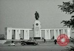 Standbild Siegessaule Berlin Deutschland, 1955, aus Sekunde 41 historischem Filmmaterial Videoclip 65675020797