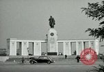Standbild Siegessaule Berlin Deutschland, 1955, aus Sekunde 44 historischem Filmmaterial Videoclip 65675020797
