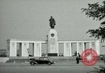 Standbild Siegessaule Berlin Deutschland, 1955, aus Sekunde 56 historischem Filmmaterial Videoclip 65675020797