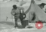 Standbild Byrd Expedition der Antarktis, 1929, aus Sekunde 61 historischem Filmmaterial Videoclip 65675020800