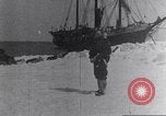 Immagine di Il Whaler Herman Arctic, 1915, secondo 31 filmato di repertorio 65675020828