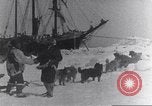 Immagine di Il Whaler Herman Arctic, 1915, secondo 42 filmato di repertorio 65675020828