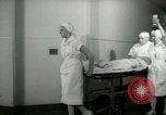 Standbild Bluttransfusion New York United States USA, 1948, aus Sekunde 13 historischem Filmmaterial Videoclip 65675020835