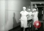 Standbild Bluttransfusion New York United States USA, 1948, aus Sekunde 28 historischem Filmmaterial Videoclip 65675020835