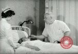 Standbild Bluttransfusion New York United States USA, 1948, aus Sekunde 53 historischem Filmmaterial Videoclip 65675020835