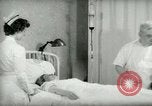Standbild Bluttransfusion New York United States USA, 1948, aus Sekunde 60 historischem Filmmaterial Videoclip 65675020835