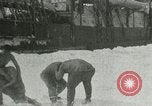 Standbild whaler Herman Saint Lawrence Island Alaska USA, 1915, aus Sekunde 42 historischem Filmmaterial Videoclip 65675020842