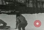 Standbild whaler Herman Saint Lawrence Island Alaska USA, 1915, aus Sekunde 46 historischem Filmmaterial Videoclip 65675020842