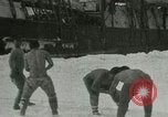 Standbild whaler Herman Saint Lawrence Island Alaska USA, 1915, aus Sekunde 51 historischem Filmmaterial Videoclip 65675020842