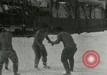 Standbild whaler Herman Saint Lawrence Island Alaska USA, 1915, aus Sekunde 55 historischem Filmmaterial Videoclip 65675020842