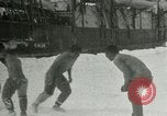 Standbild whaler Herman Saint Lawrence Island Alaska USA, 1915, aus Sekunde 62 historischem Filmmaterial Videoclip 65675020842