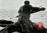 Standbild Walross Jagd Saint Lawrence Island Alaska USA, 1915, aus Sekunde 11 historischem Filmmaterial Videoclip 65675020844