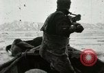 Standbild Walross Jagd Saint Lawrence Island Alaska USA, 1915, aus Sekunde 19 historischem Filmmaterial Videoclip 65675020844