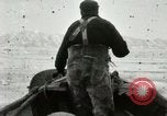 Standbild Walross Jagd Saint Lawrence Island Alaska USA, 1915, aus Sekunde 22 historischem Filmmaterial Videoclip 65675020844