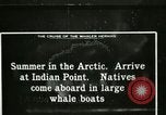 Standbild Captain Pedersen von Whaler Herman Trades mit Eskimos Indian Point Alaska USA, 1915, aus Sekunde 36 historischem Filmmaterial Videoclip 65675020846