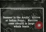 Standbild Captain Pedersen von Whaler Herman Trades mit Eskimos Indian Point Alaska USA, 1915, aus Sekunde 41 historischem Filmmaterial Videoclip 65675020846
