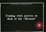 Standbild Captain Pedersen von Whaler Herman Trades mit Eskimos Indian Point Alaska USA, 1915, aus Sekunde 57 historischem Filmmaterial Videoclip 65675020846