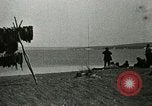 Standbild Alaskan Dorf Alaska USA, 1915, aus Sekunde 15 historischem Filmmaterial Videoclip 65675020847