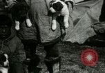 Standbild Alaskan Dorf Alaska USA, 1915, aus Sekunde 37 historischem Filmmaterial Videoclip 65675020847