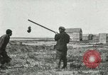 Standbild Alaskan Dorf Alaska USA, 1915, aus Sekunde 57 historischem Filmmaterial Videoclip 65675020847