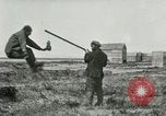 Standbild Alaskan Dorf Alaska USA, 1915, aus Sekunde 58 historischem Filmmaterial Videoclip 65675020847