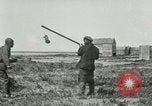 Standbild Alaskan Dorf Alaska USA, 1915, aus Sekunde 59 historischem Filmmaterial Videoclip 65675020847