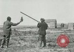 Standbild Alaskan Dorf Alaska USA, 1915, aus Sekunde 62 historischem Filmmaterial Videoclip 65675020847