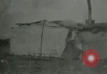 Standbild Eskimo Village Point Barrow Alaska USA, 1915, aus Sekunde 20 historischem Filmmaterial Videoclip 65675020852