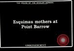 Standbild Eskimo Village Point Barrow Alaska USA, 1915, aus Sekunde 53 historischem Filmmaterial Videoclip 65675020852