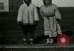 Standbild 4 Juli Point Barrow Alaska USA, 1915, aus Sekunde 53 historischem Filmmaterial Videoclip 65675020853