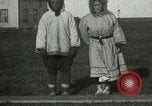 Standbild 4 Juli Point Barrow Alaska USA, 1915, aus Sekunde 57 historischem Filmmaterial Videoclip 65675020853