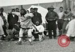 Standbild Native Esquimau Tanz Point Barrow Alaska USA, 1915, aus Sekunde 21 historischem Filmmaterial Videoclip 65675020854