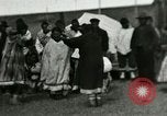 Standbild Native Esquimau Tanz Point Barrow Alaska USA, 1915, aus Sekunde 44 historischem Filmmaterial Videoclip 65675020854