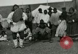 Standbild Native Esquimau Tanz Point Barrow Alaska USA, 1915, aus Sekunde 53 historischem Filmmaterial Videoclip 65675020854