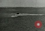 Standbild Polar Bear Jagd Herschel Island Arktischen Ozean, 1915, aus Sekunde 19 historischem Filmmaterial Videoclip 65675020856